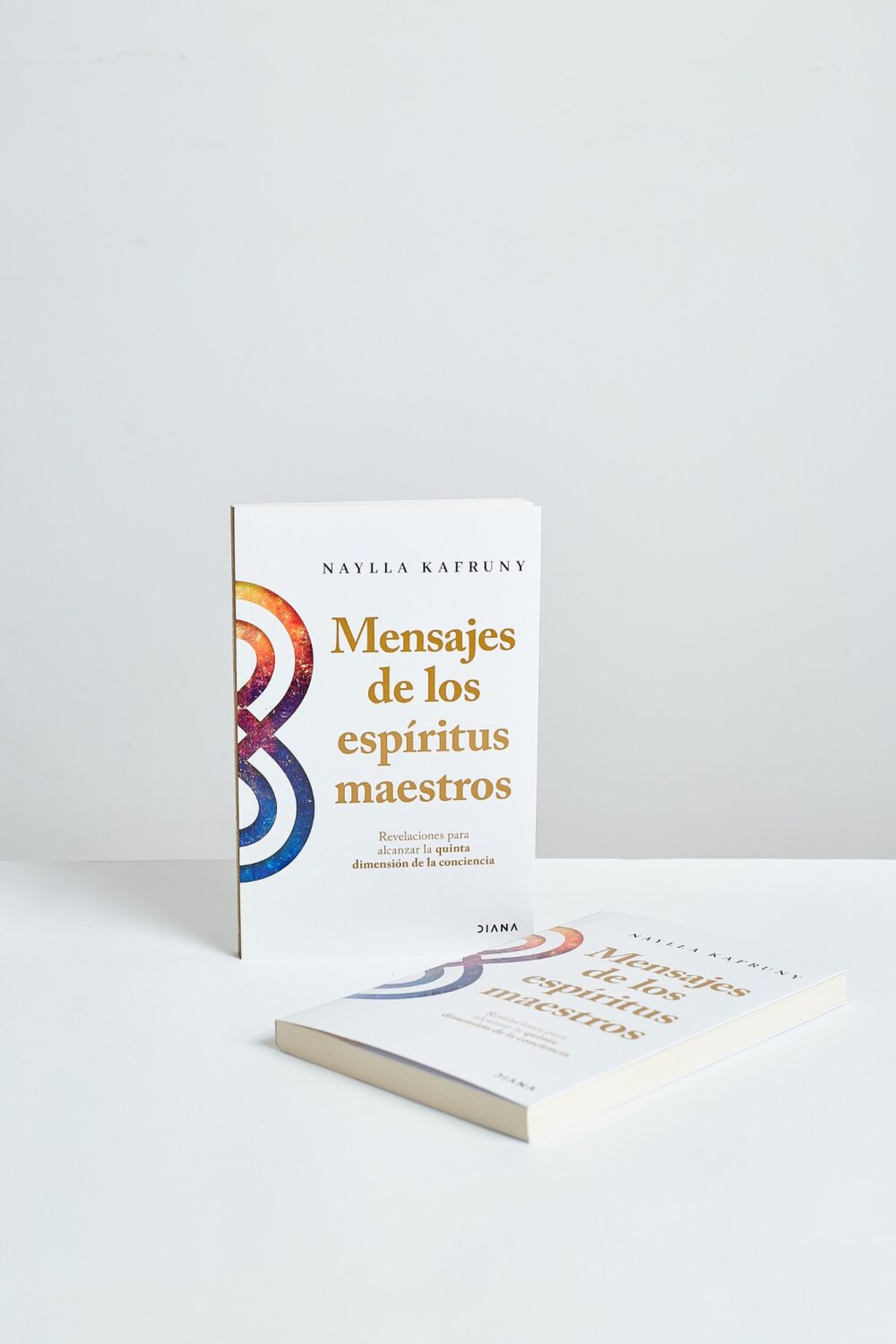 Libro físico: Mensajes de los Espíritus Maestros de Naylla Kafruny - Imagen 5