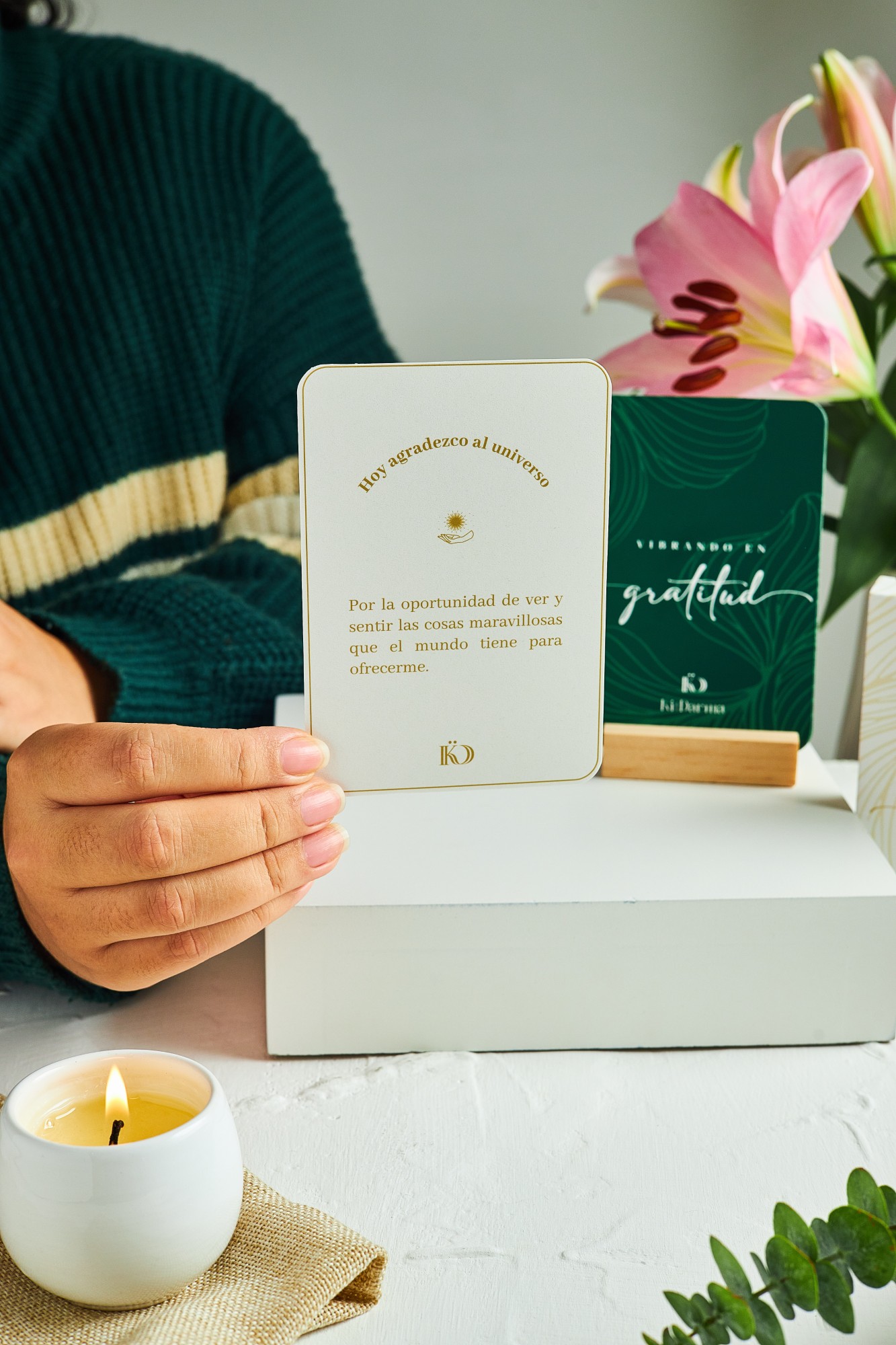 Cartas Vibrando en Gratitud
