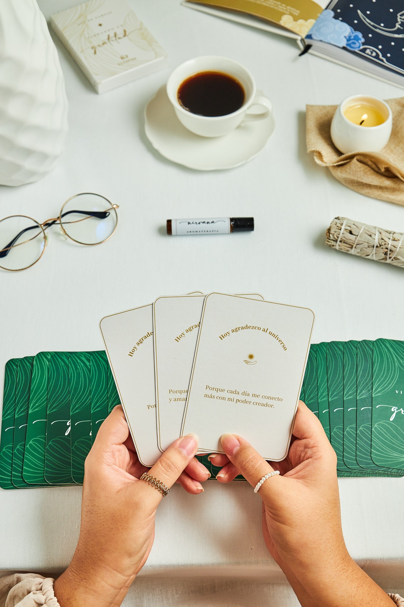 Combo Journal + Cartas Vibrando con Gratitud - Imagen 4